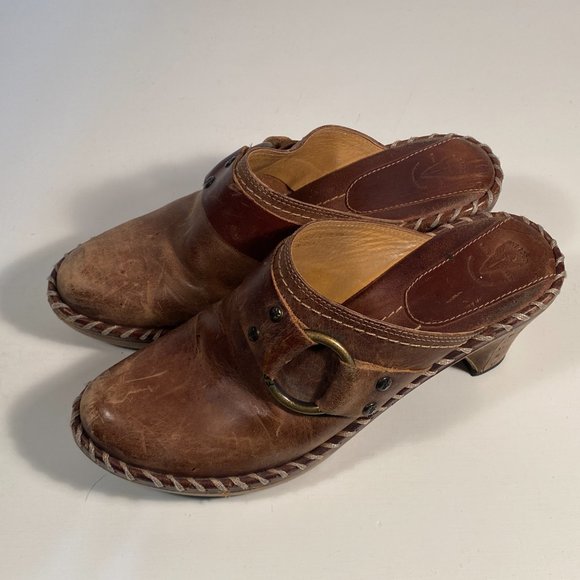 Frye Charlotte Distressed Brown Leather Harness Accent Mules Women Size 9 M - Picture 3 of 9